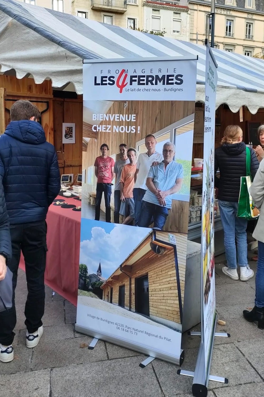 stand fromagerie les 4 fermes
