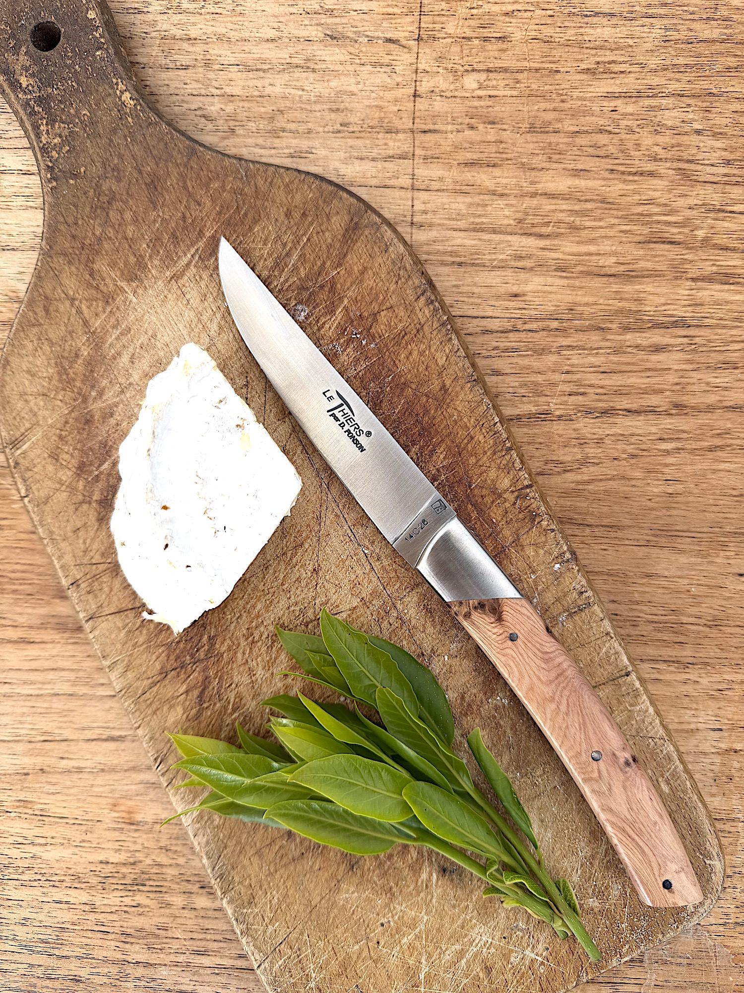 couteau Thiers pour la fromagerie les 4 Fermes